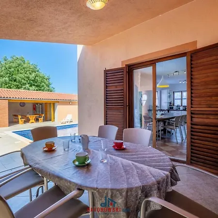 Villa Ena Comfortable Pula