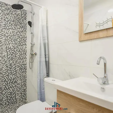 Ena Comfortable Villa