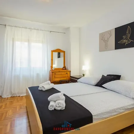 Ena Comfortable Villa *