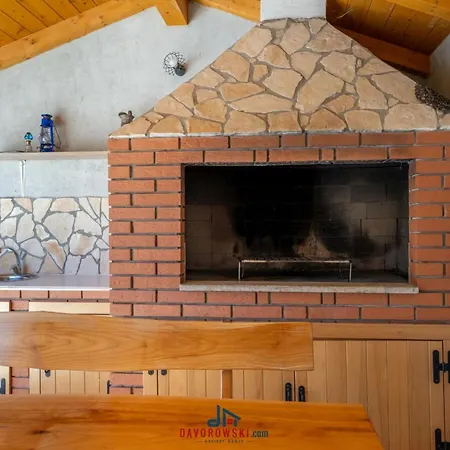 Ena Comfortable Villa